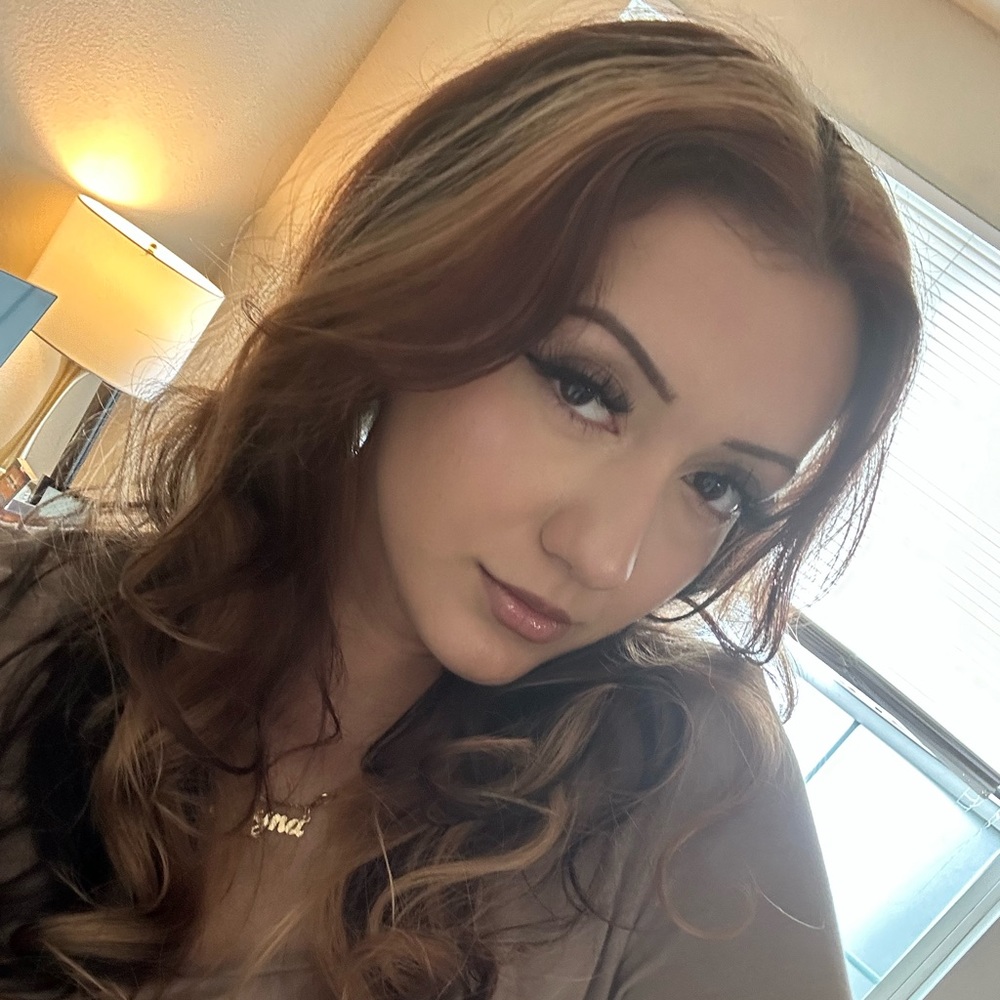 Meet your Posher, Alyna